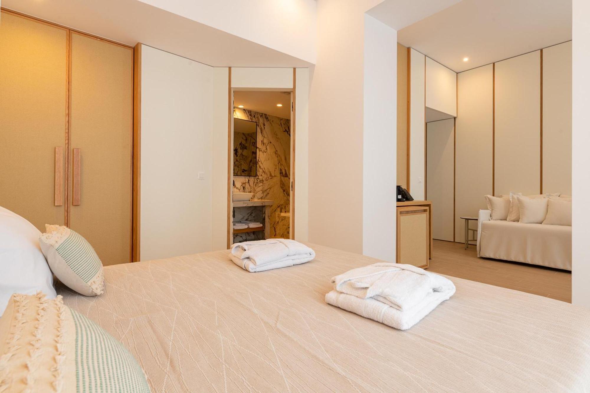 The 12Th City Hotel Rhodes City エクステリア 写真