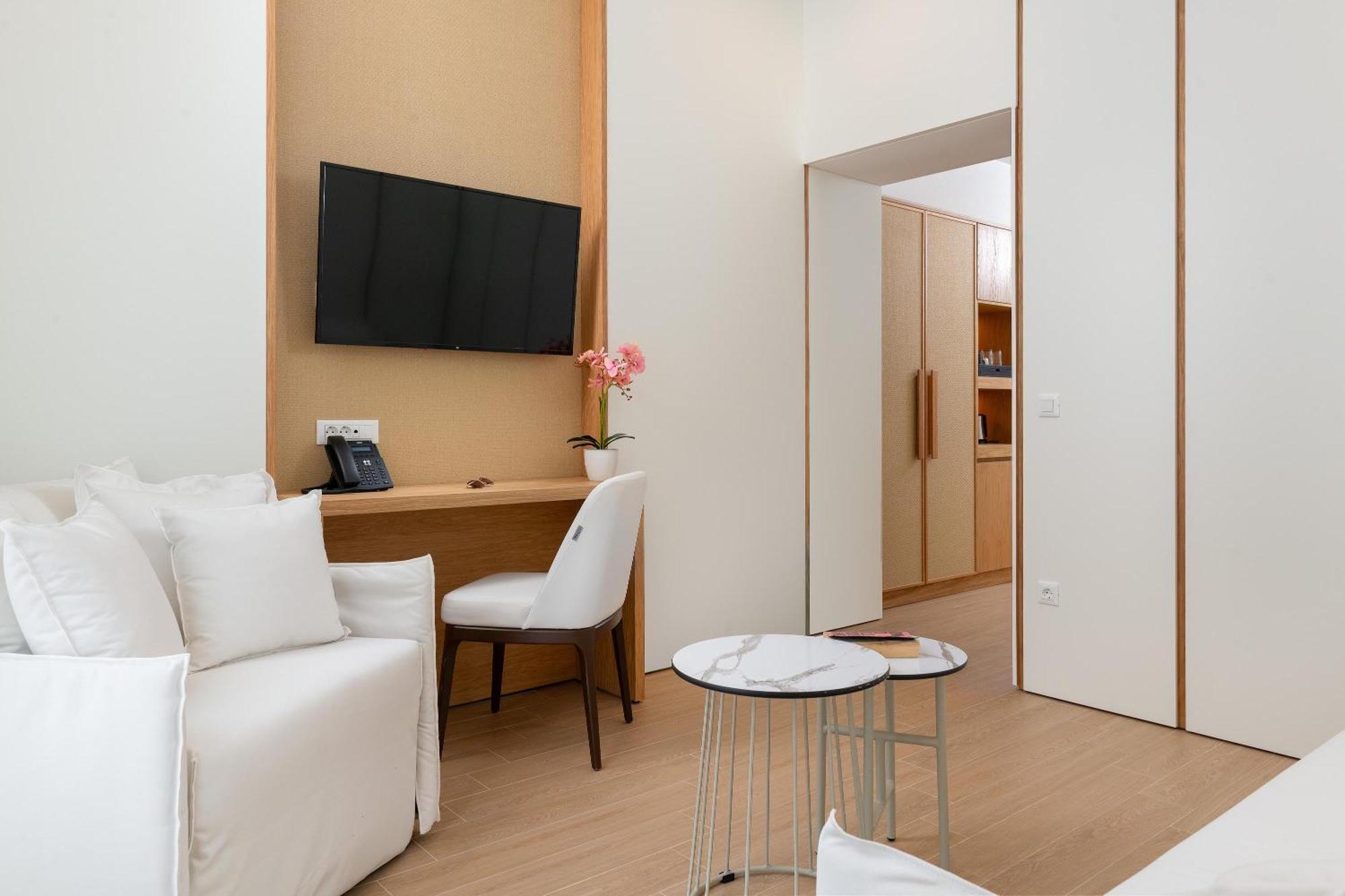 The 12Th City Hotel Rhodes City エクステリア 写真